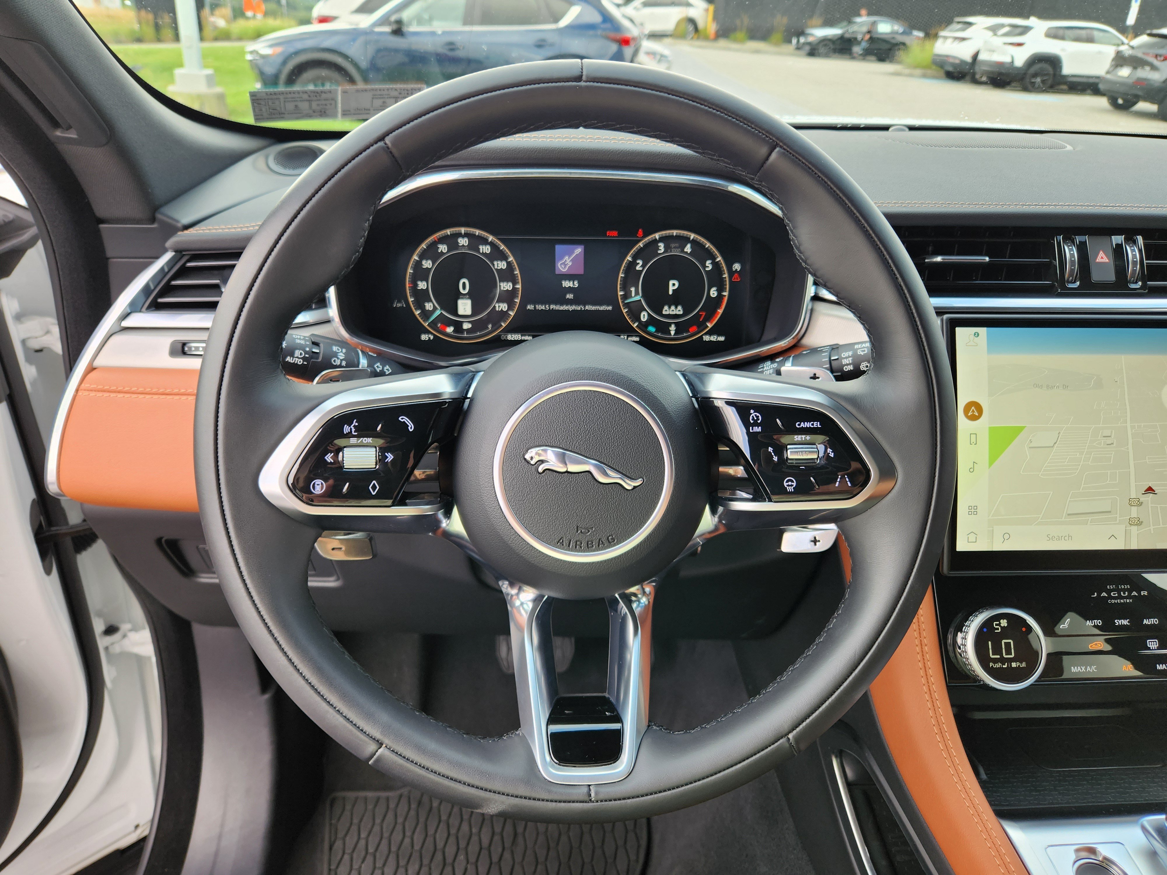 Certified 2026 Jaguar F-PACE R-Dynamic S AWD/4WD image 18