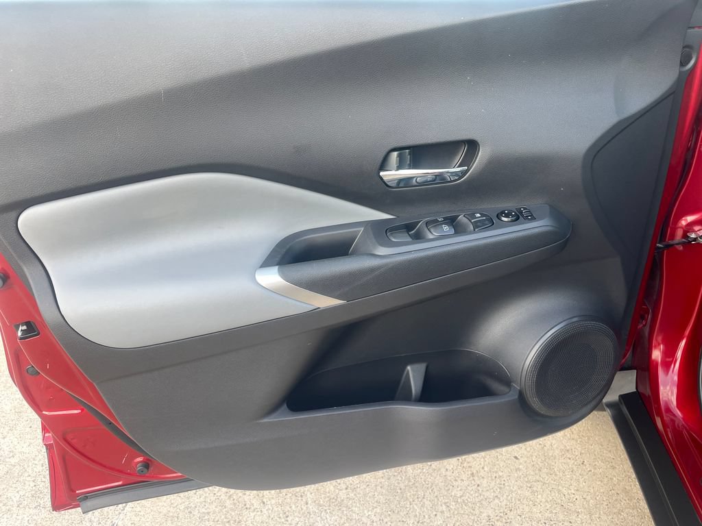 Certified 2024 Nissan Kicks SR w/ SR Premium Package FWD image 10