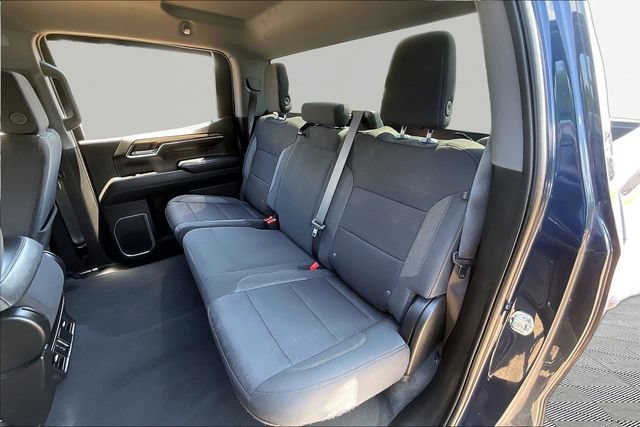 Used 2023 Chevrolet Silverado 1500 LT AWD/4WD image 16
