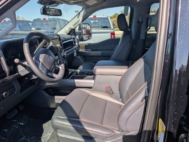 New 2027 Ford F350 Lariat w/ Black Appearance Package AWD/4WD image 17