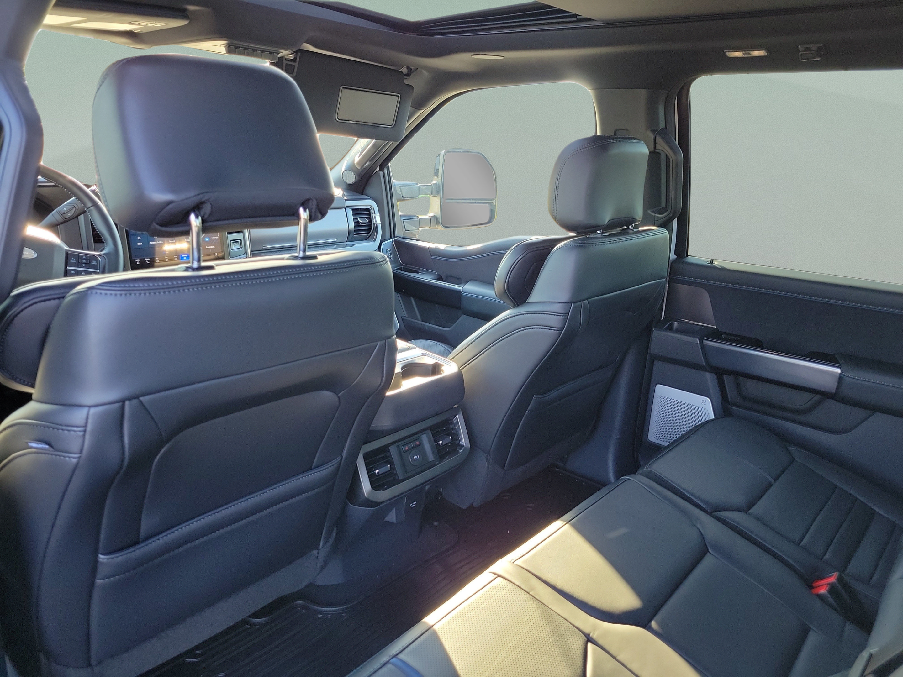 Used 2026 Ford F350 Platinum AWD/4WD image 9