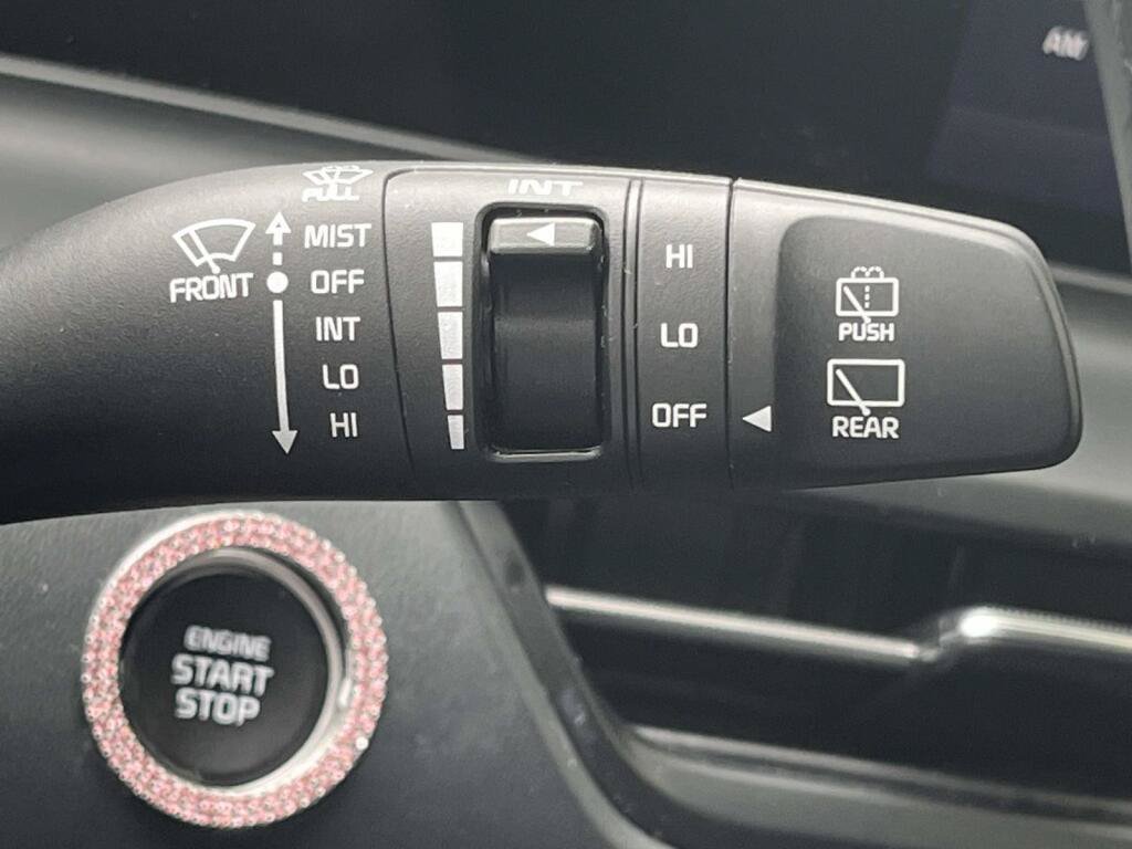 Used 2024 Kia Seltos EX AWD/4WD image 34