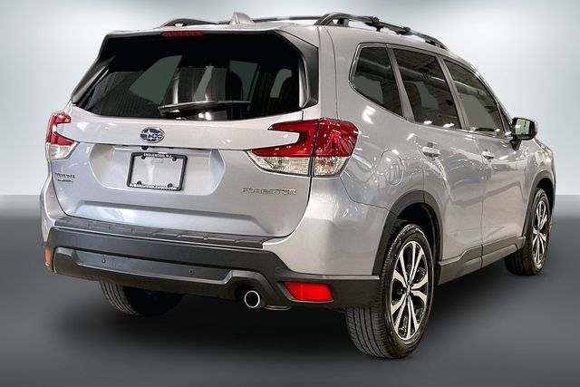 Used 2023 Subaru Forester Limited AWD/4WD image 13