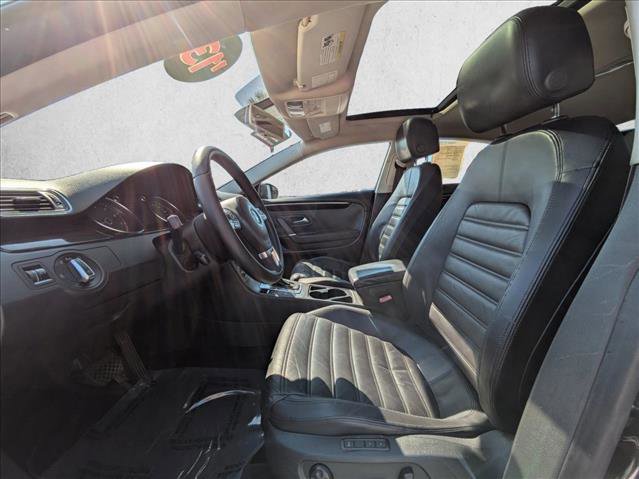 Used 2013 Volkswagen CC Lux image 17
