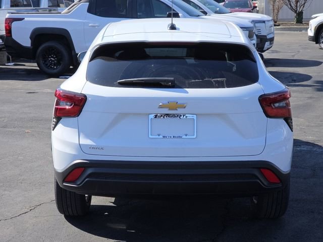 New 2026 Chevrolet Trax LS w/ LS Convenience Package image 18