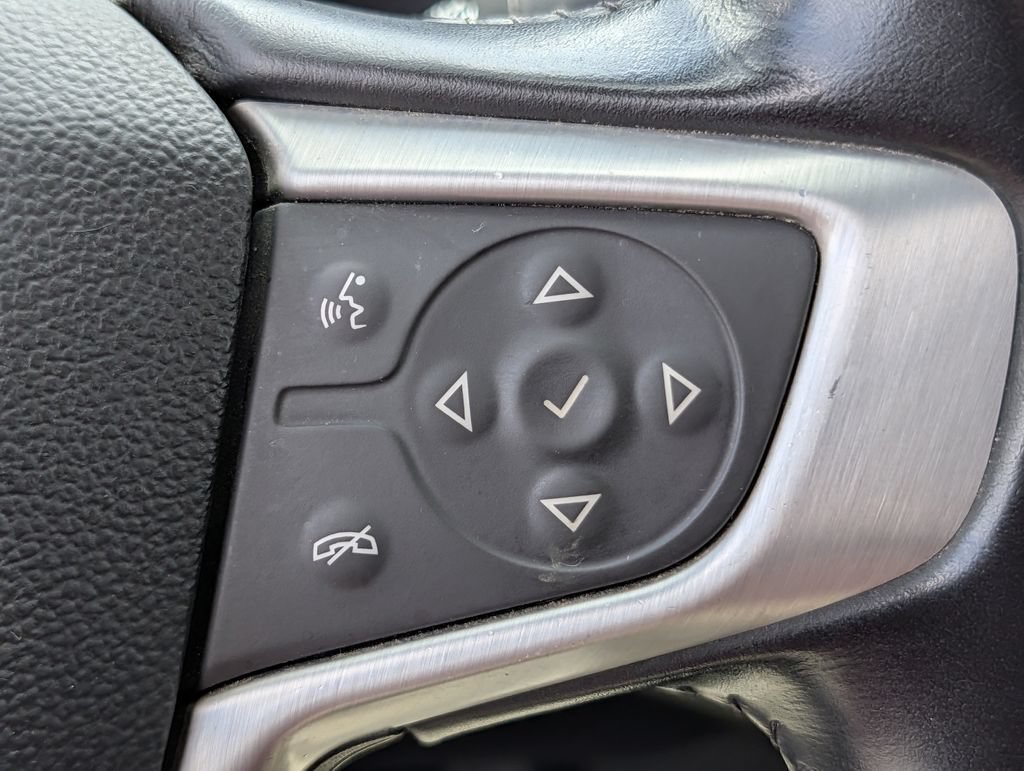 Used 2020 GMC Terrain SLT FWD image 21