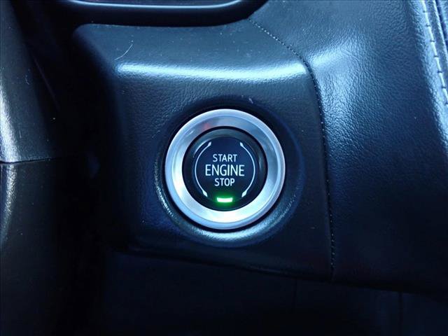 Used 2022 Chevrolet Suburban LT AWD/4WD image 25