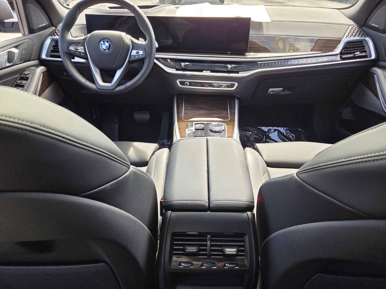 Used 2026 BMW X5 xDrive50e w/ Executive Package AWD/4WD image 13