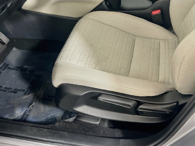Certified 2026 Honda HR-V LX image 18