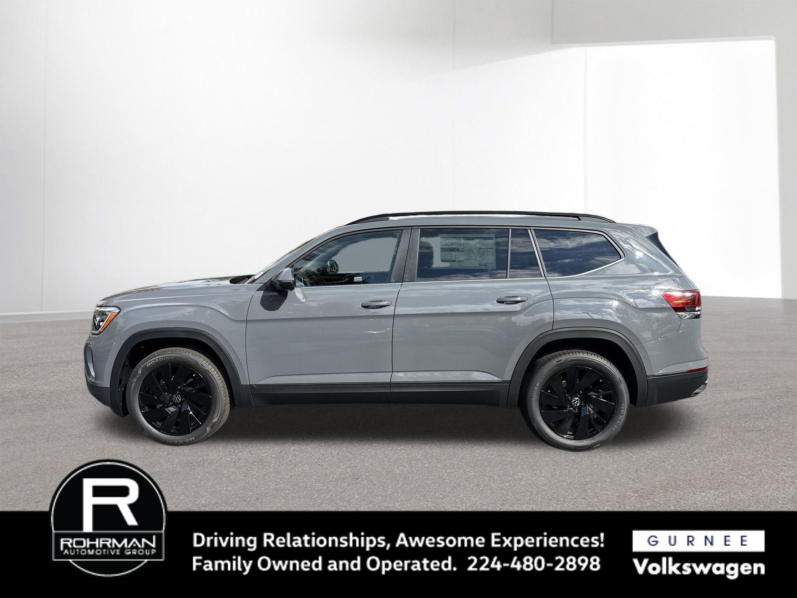 New 2026 Volkswagen Atlas SE image 5