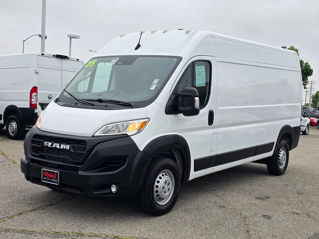Used 2025 RAM ProMaster 2500 w/ Convenience Group FWD image 10