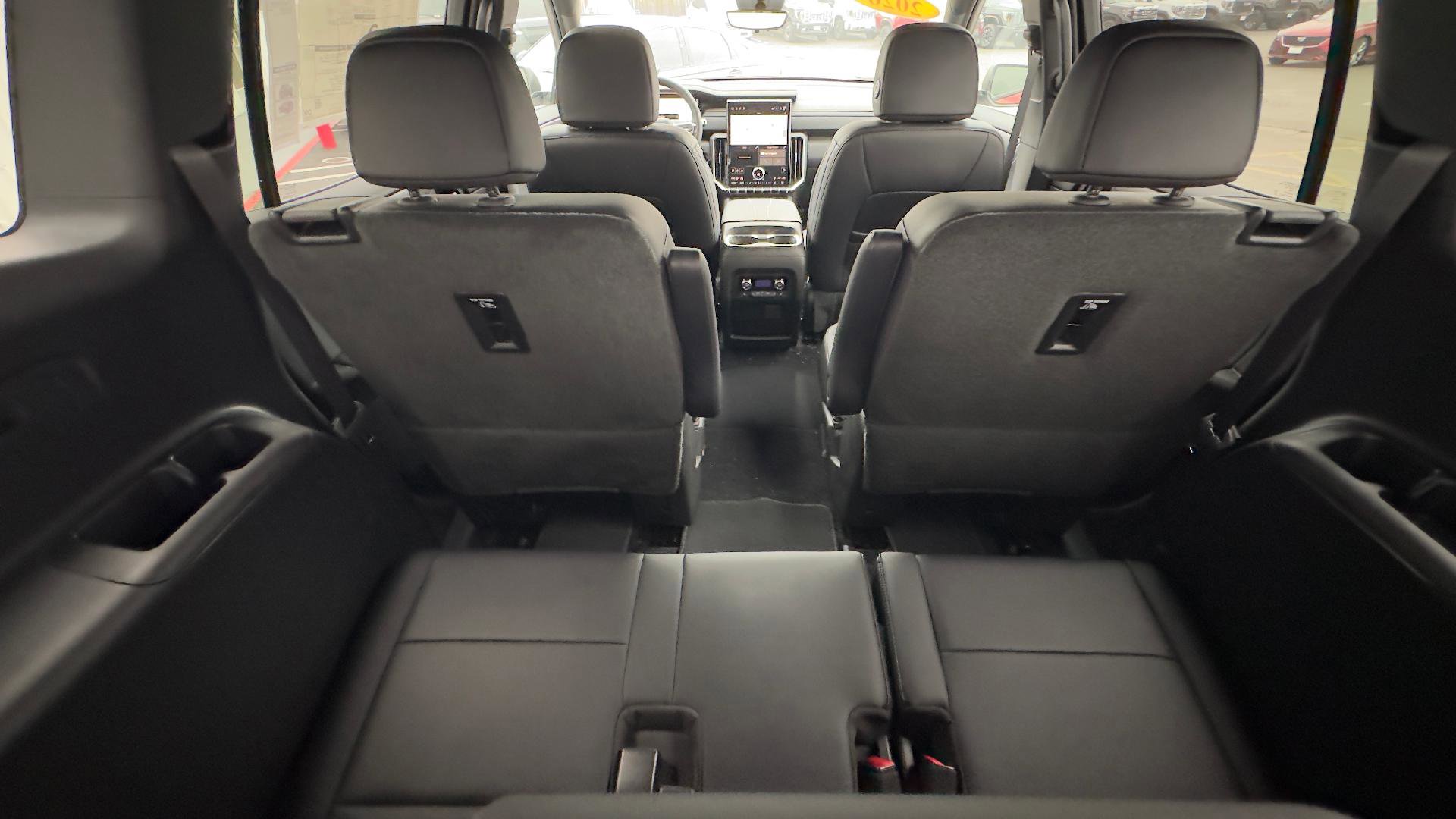 New 2026 GMC Acadia Elevation w/ Elevation Premium Package image 7