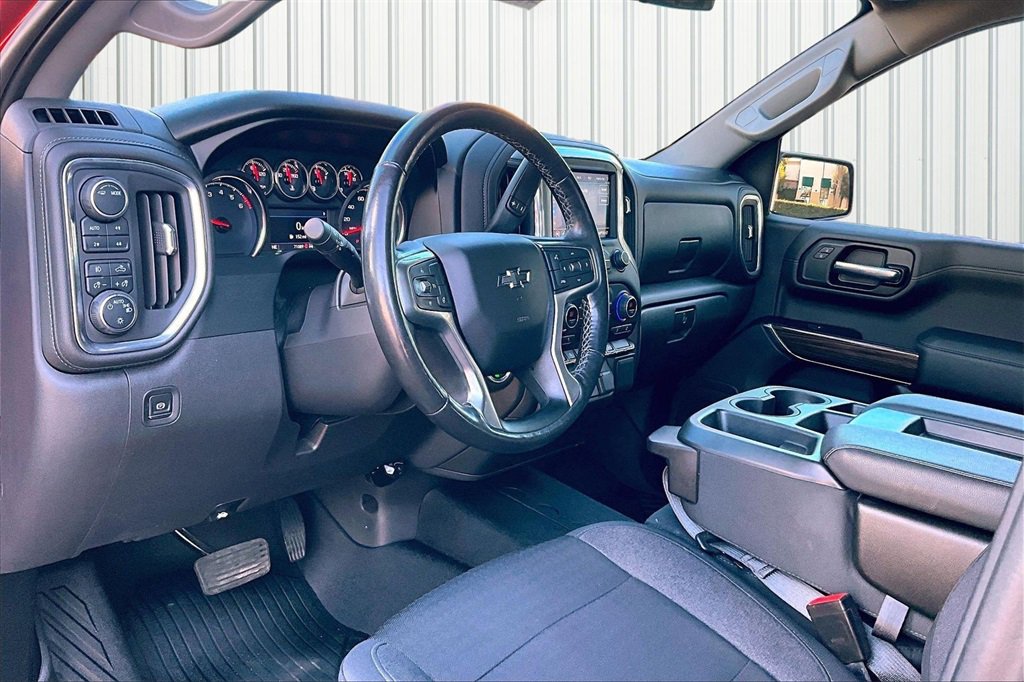 Used 2021 Chevrolet Silverado 1500 RST image 4