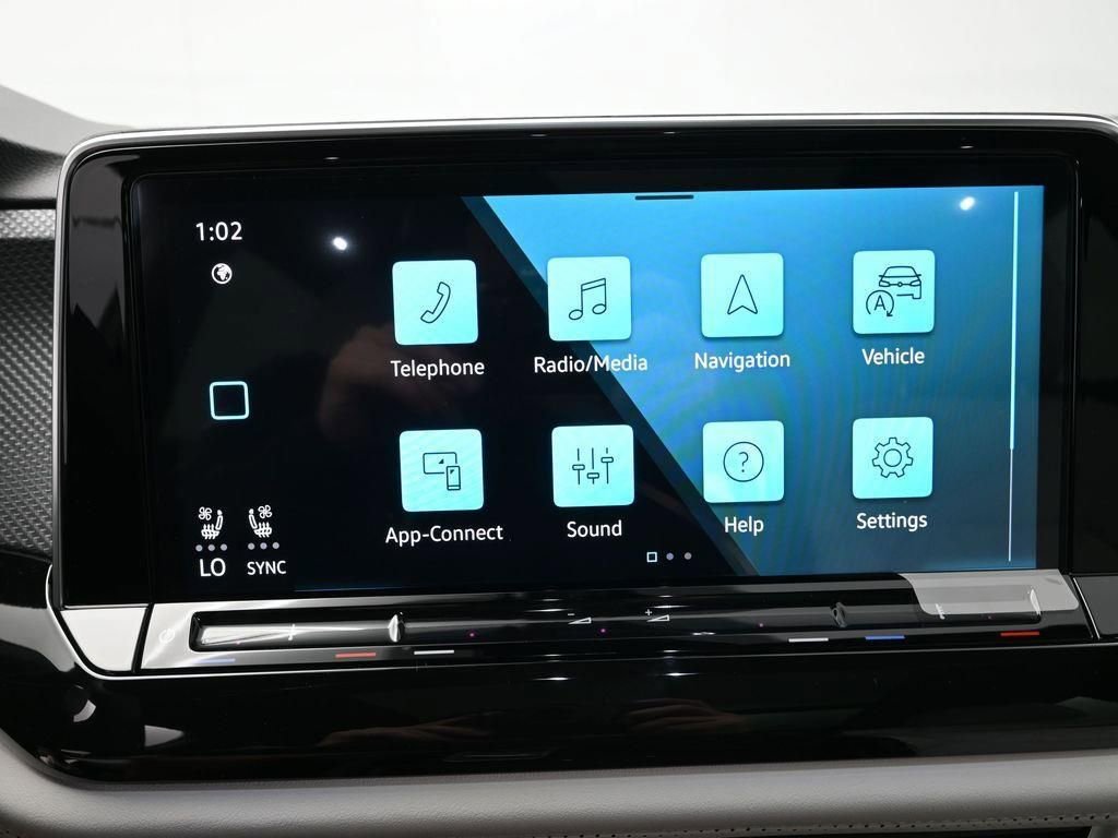 New 2026 Volkswagen Atlas Cross Sport SEL Premium R-Line image 16