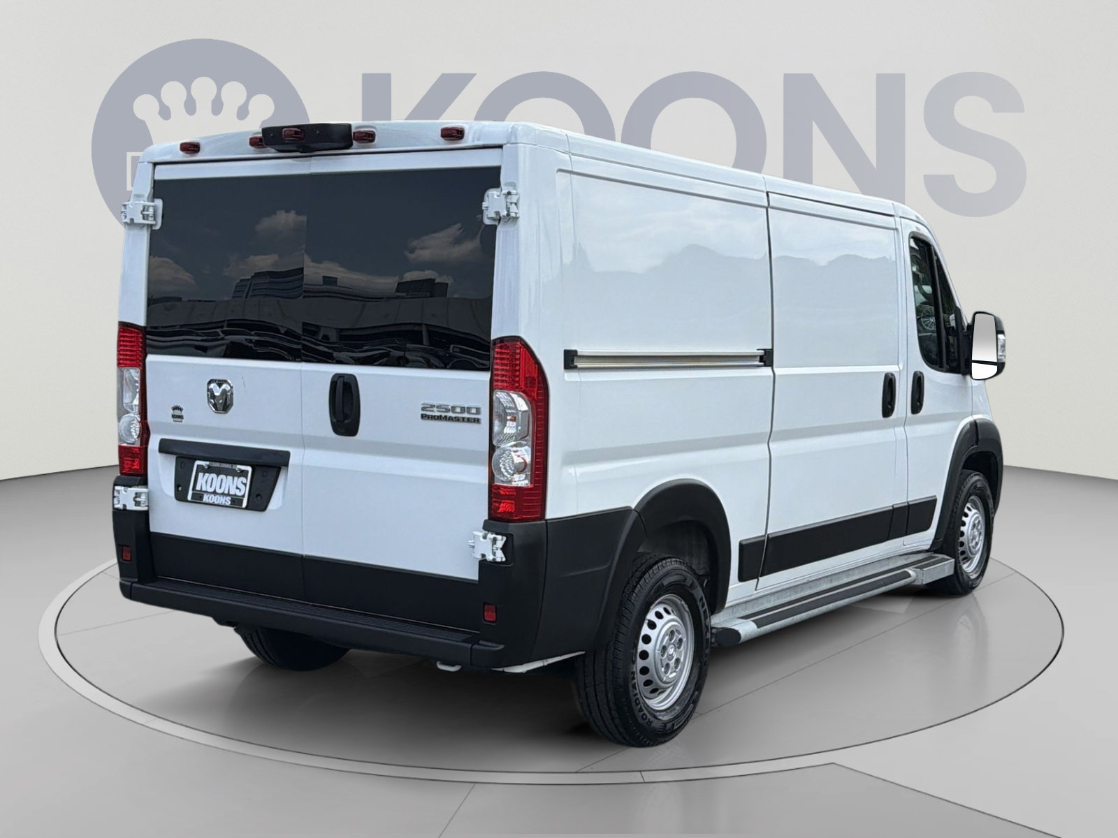 Used 2025 RAM ProMaster 2500 w/ U-Haul Equipment Group FWD image 7