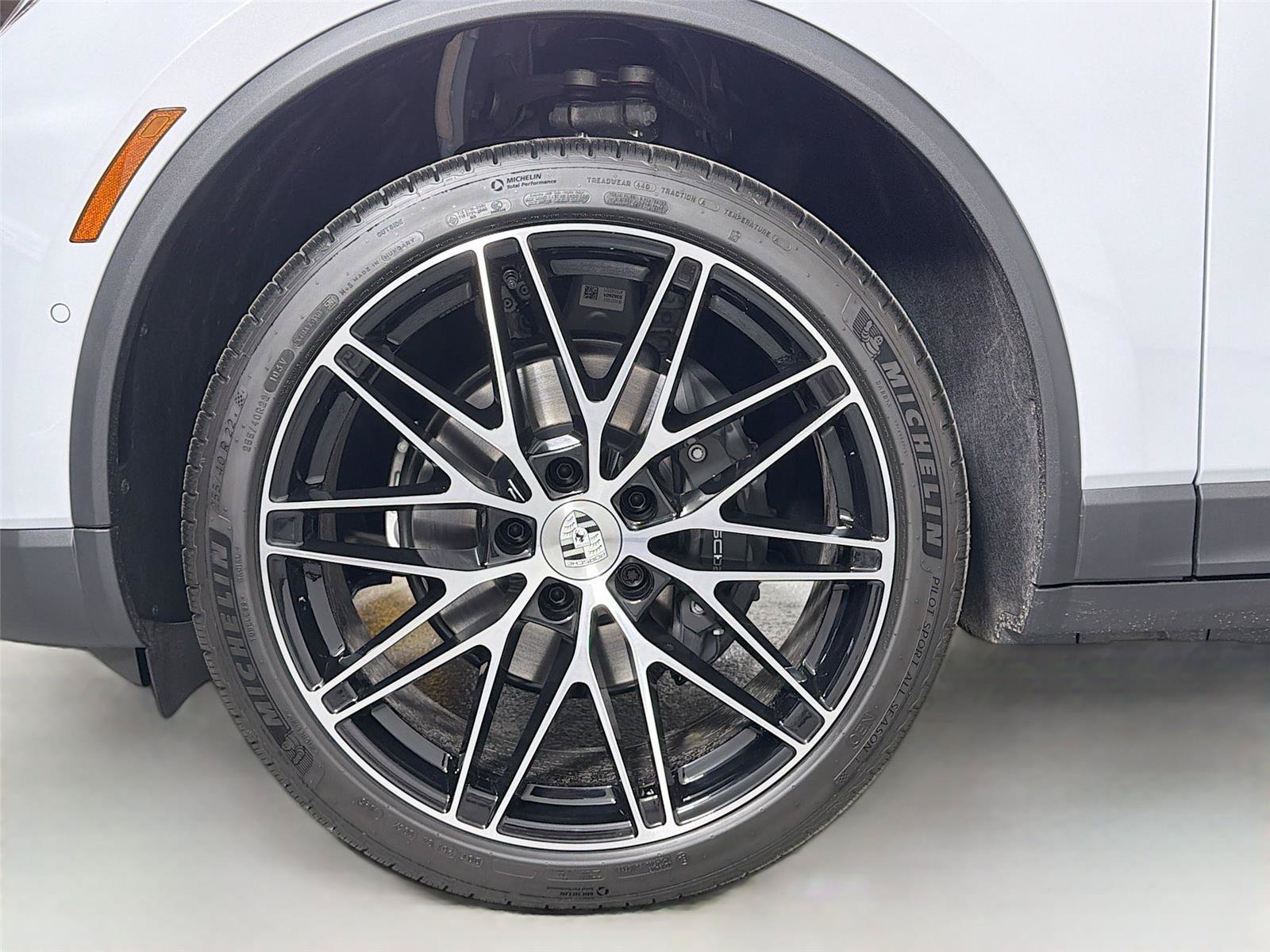 Certified 2026 Porsche Macan 4 Electric RWD image 11
