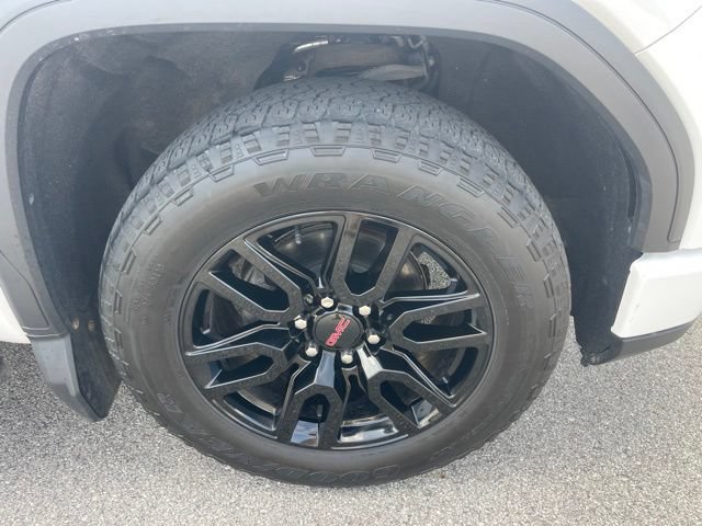 Used 2022 GMC Sierra 1500 Elevation w/ LPO, Elevation Black Package AWD/4WD image 28
