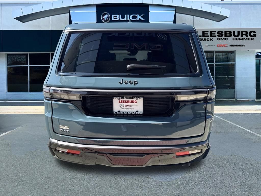 Used 2026 Jeep Grand Wagoneer Limited AWD/4WD image 6