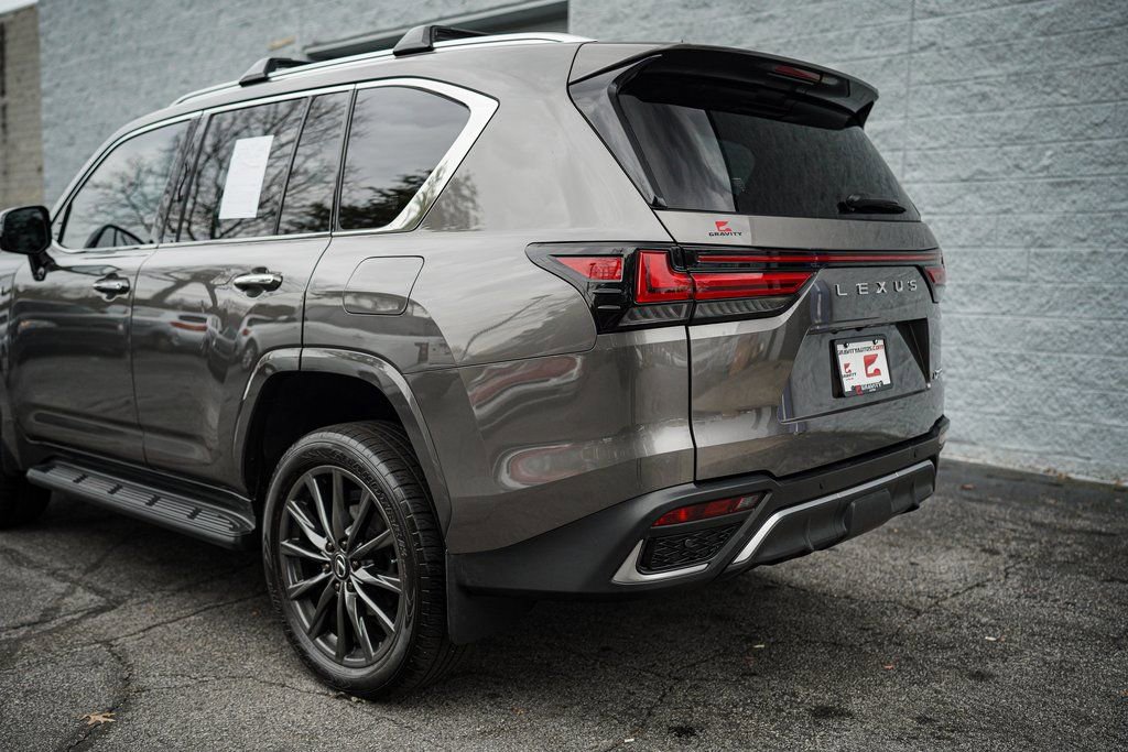 Used 2023 Lexus LX 600 F Sport w/ Accessory Package (Z1) AWD/4WD image 12