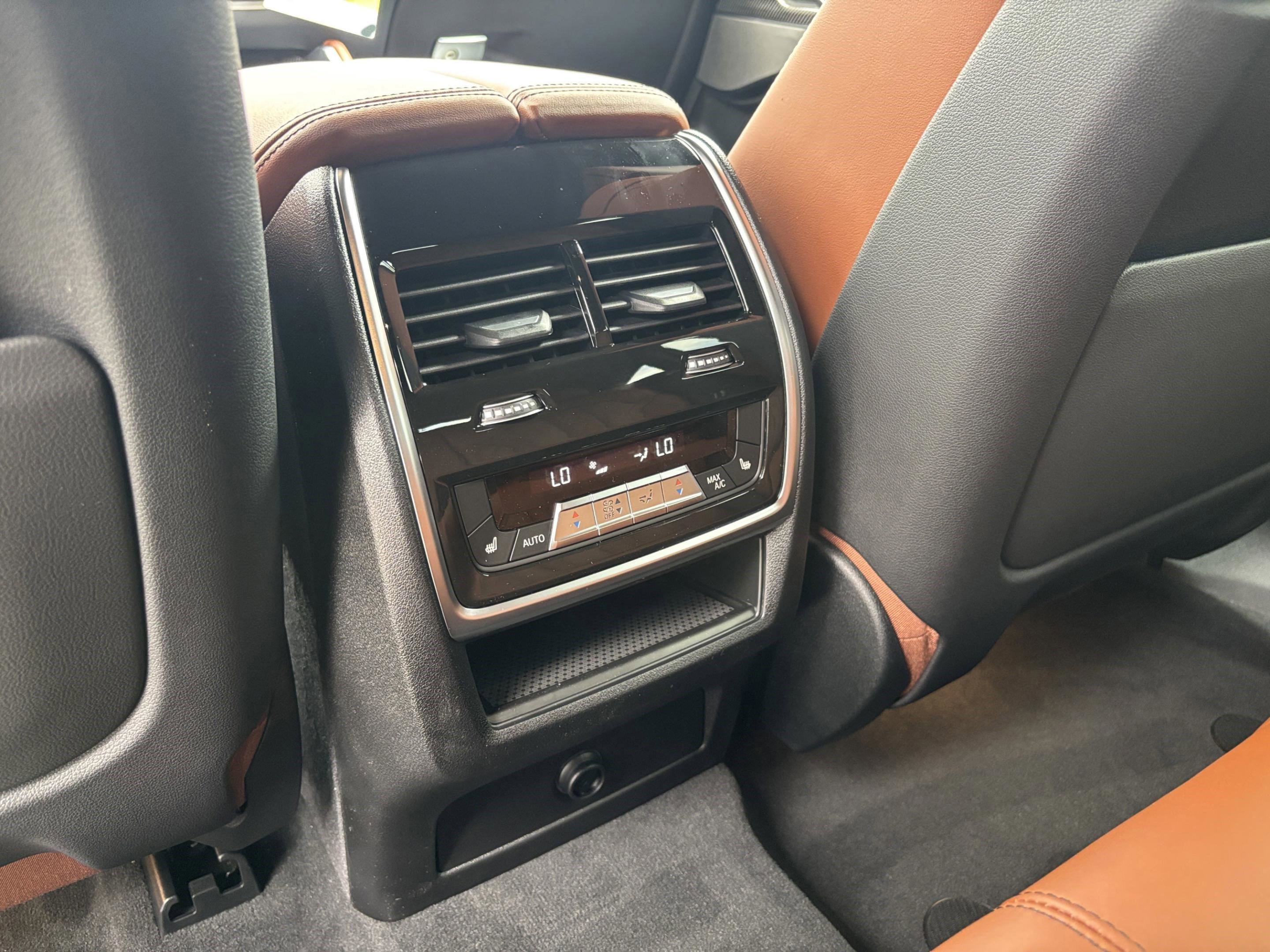 New 2026 BMW X6 M60i image 31