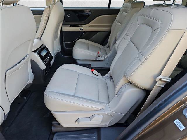 Used 2022 Lincoln Aviator Reserve RWD image 20