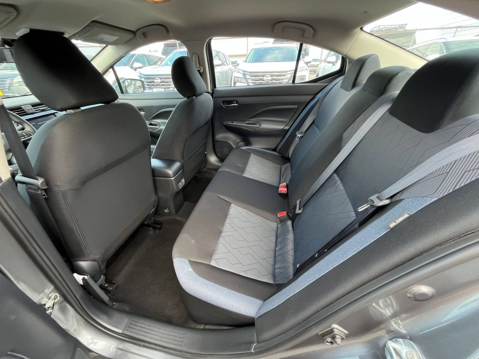 Used 2025 Nissan Versa SV FWD image 25