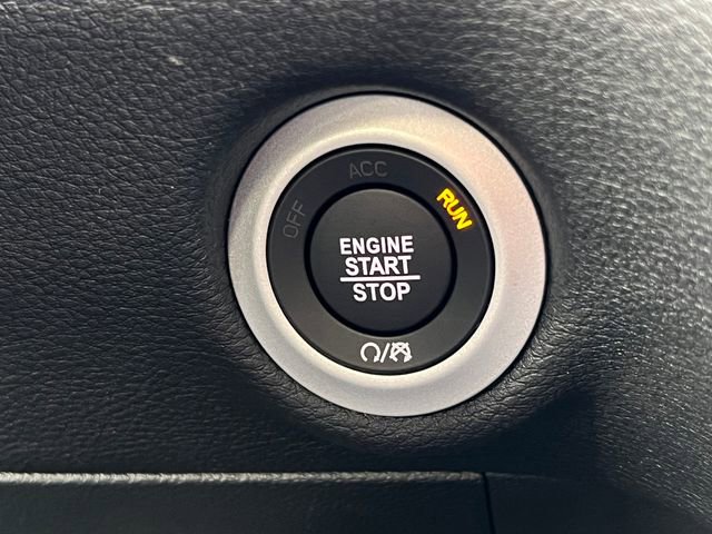 New 2026 Chrysler Pacifica Select image 29