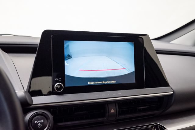 Used 2025 Toyota Prius LE FWD image 12