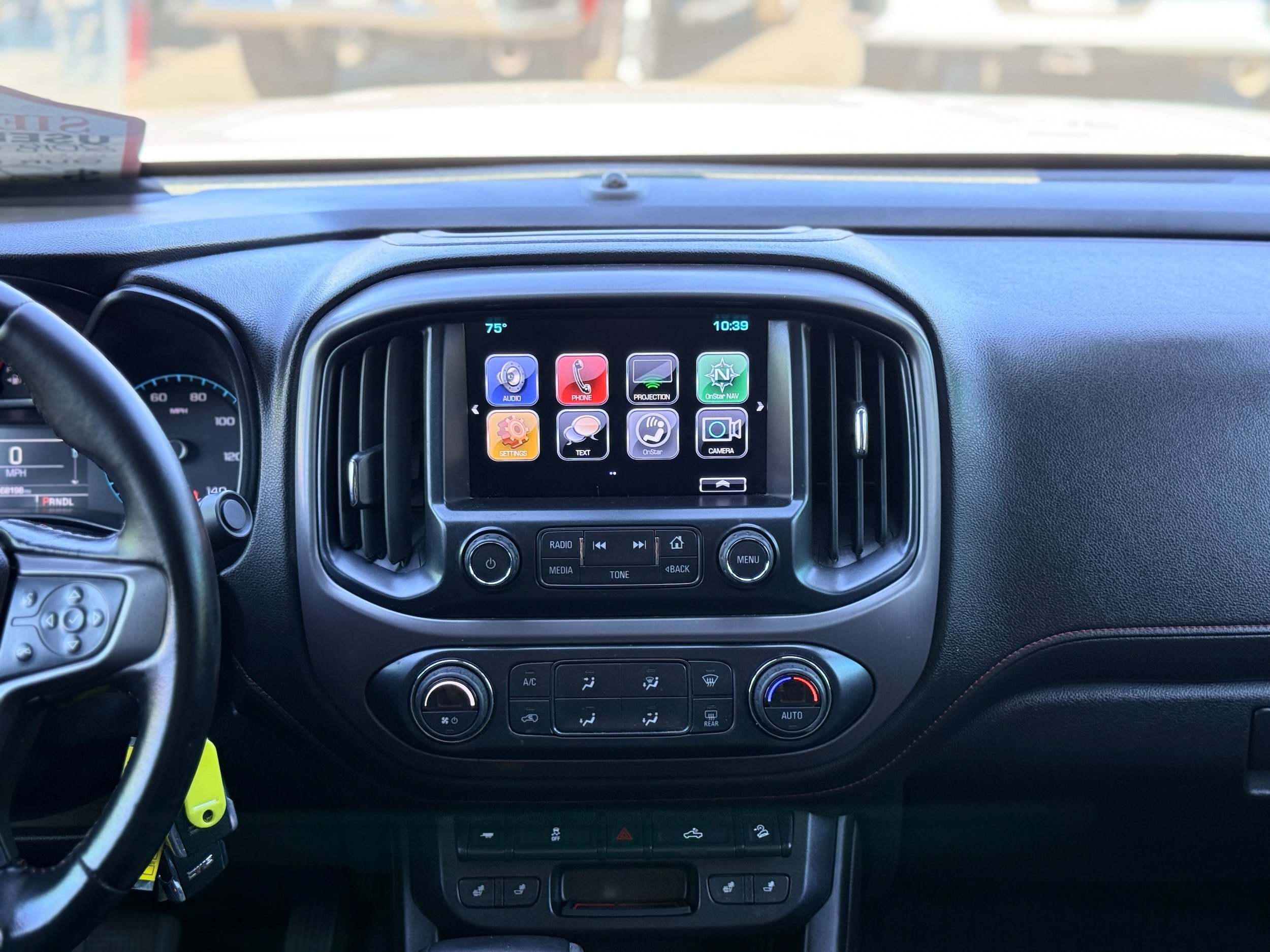 Used 2018 GMC Canyon All Terrain w/ All Terrain X Package AWD/4WD image 17