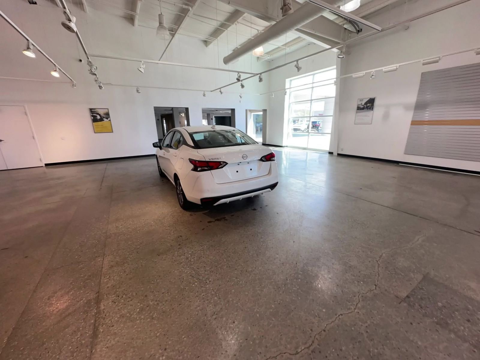 Used 2025 Nissan Versa SV image 16