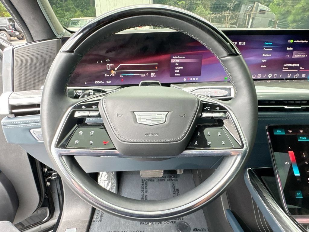 Used 2025 Cadillac Escalade IQ Sport 2 AWD/4WD image 16