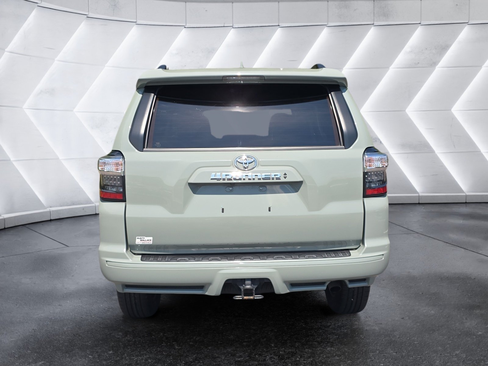 Used 2022 Toyota 4Runner TRD Sport w/ Technology Package AWD/4WD image 4