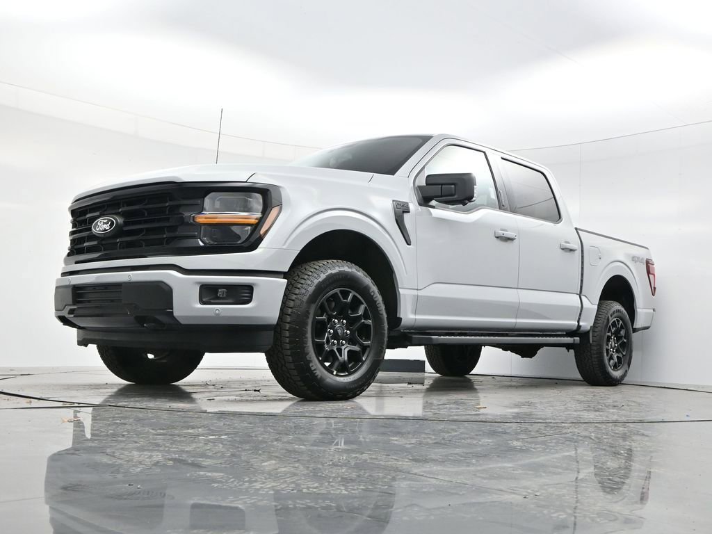 New 2026 Ford F150 XLT w/ Equipment Group 302A MID image 44