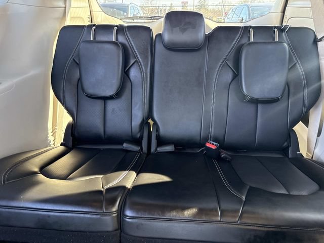 Used 2024 Chrysler Pacifica Touring-L FWD image 14