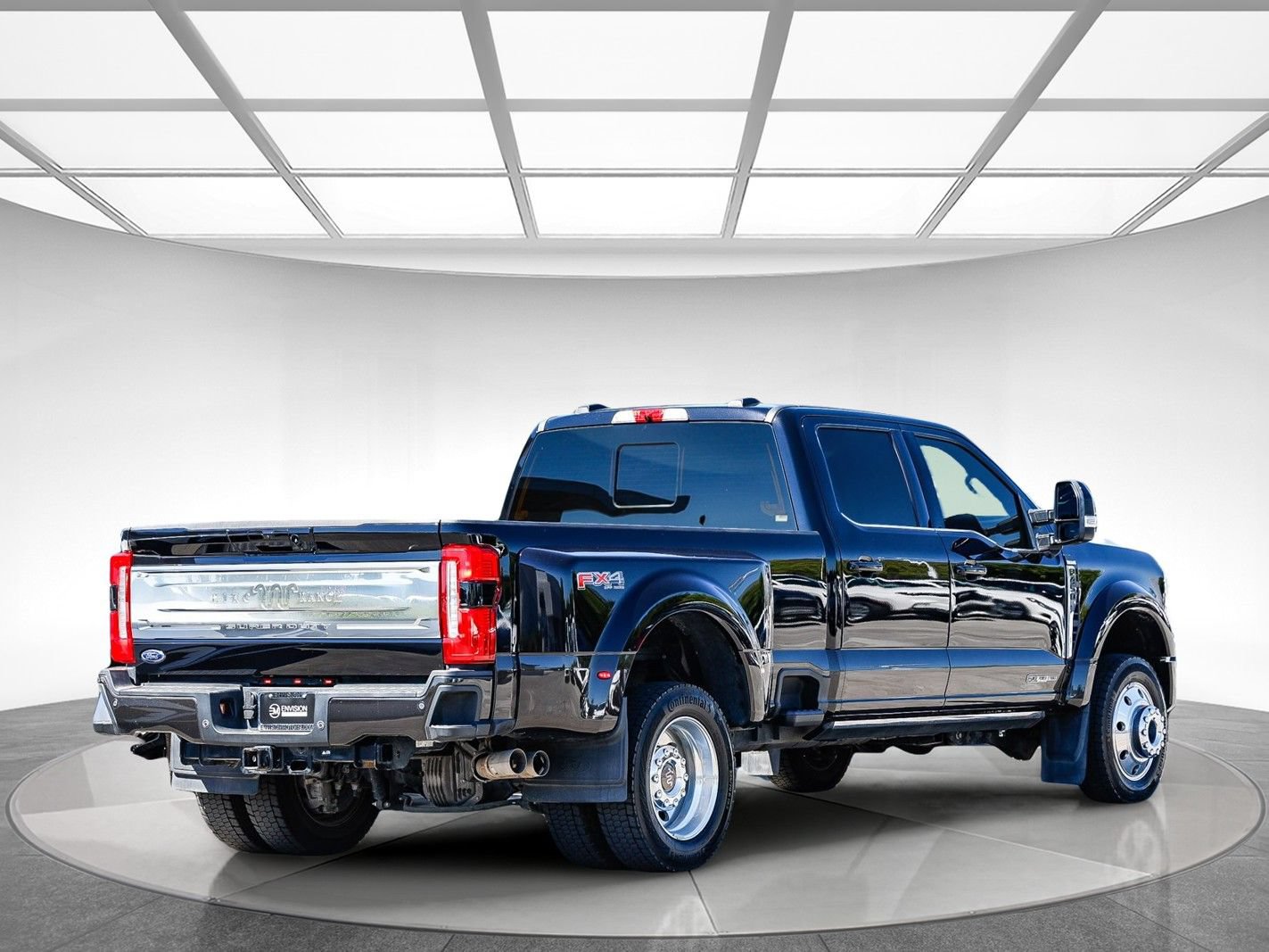 Used 2024 Ford F450 King Ranch w/ FX4 Off-Road Package AWD/4WD image 4