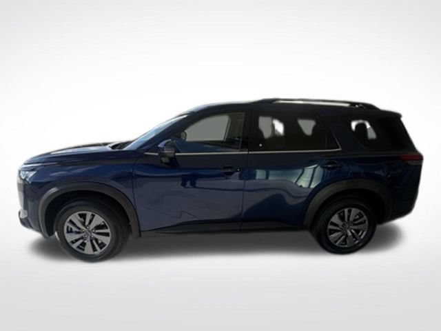 Used 2025 Nissan Pathfinder SV FWD image 3