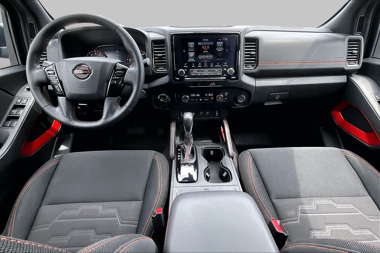 Used 2022 Nissan Frontier PRO-4X AWD/4WD image 16