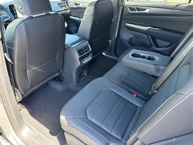 New 2026 Volkswagen Atlas Cross Sport SEL R-Line image 28
