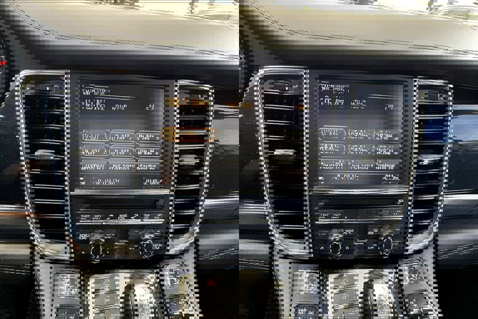 Used 2012 Porsche Panamera S image 31