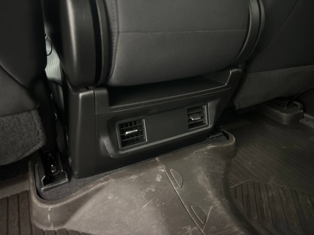 Used 2022 Chevrolet Silverado 1500 LT w/ Fleet Comfort Package AWD/4WD image 34