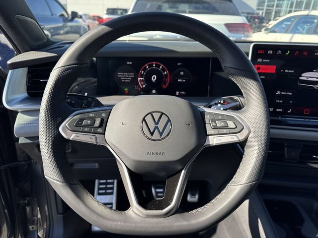 New 2026 Volkswagen Tiguan SE R-Line image 17