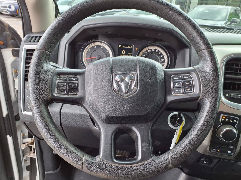 Used 2017 RAM 1500 Classic SLT AWD/4WD image 15