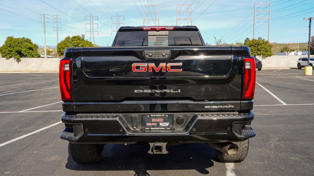 Used 2024 GMC Sierra 3500 Denali w/ Denali Reserve Package image 12