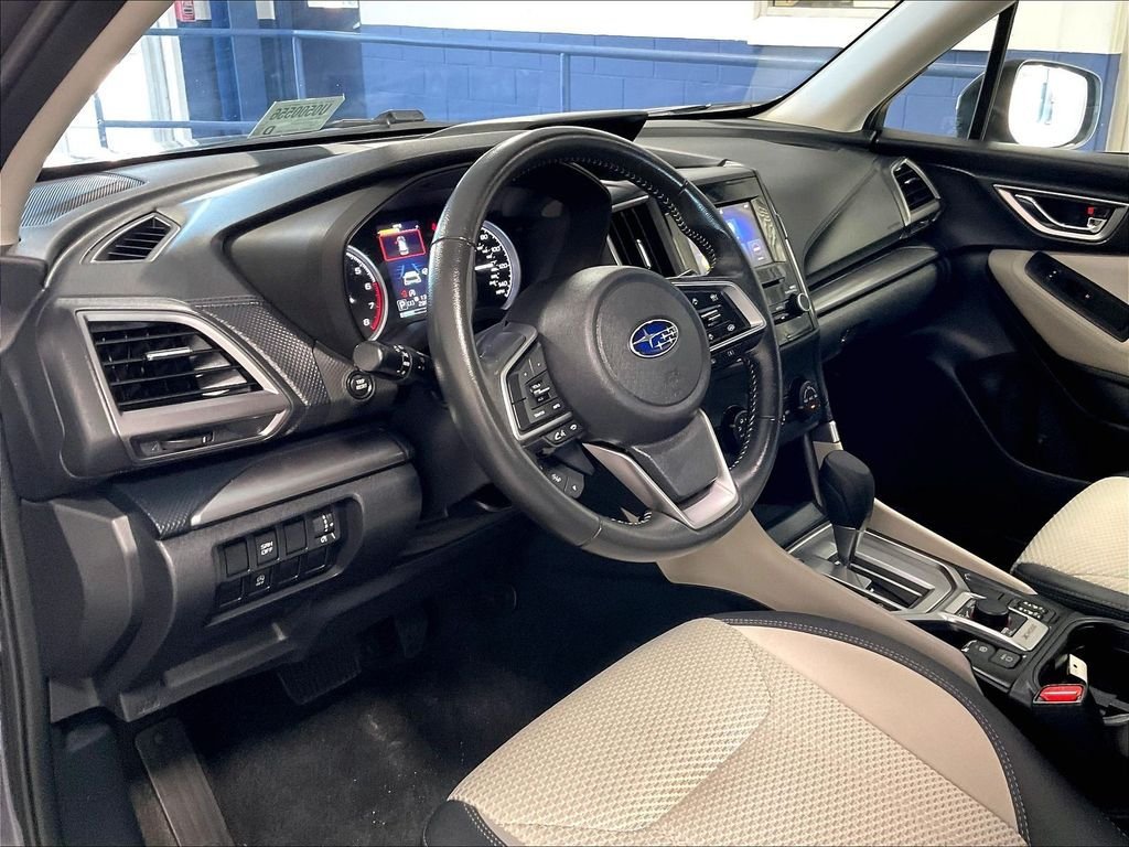 Used 2023 Subaru Forester Premium AWD/4WD image 8