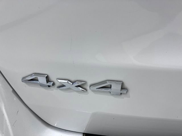 Used 2017 Jeep Grand Cherokee Laredo image 9