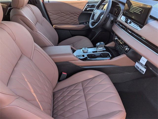 New 2025 Mitsubishi Outlander SEL image 7