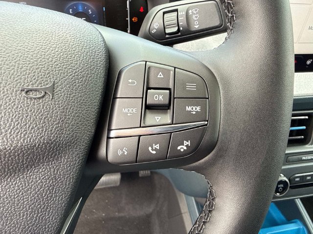 New 2026 Ford Maverick XLT w/ XLT Luxury Package FWD image 30
