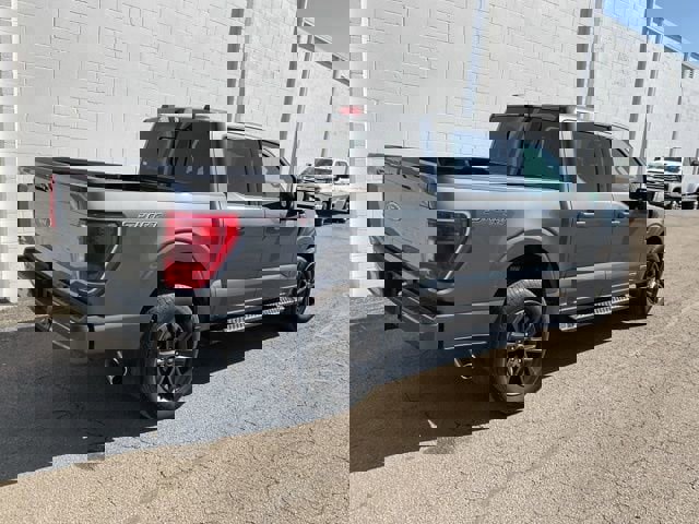 Used 2022 Ford F150 XLT w/ Equipment Group 302A High image 4