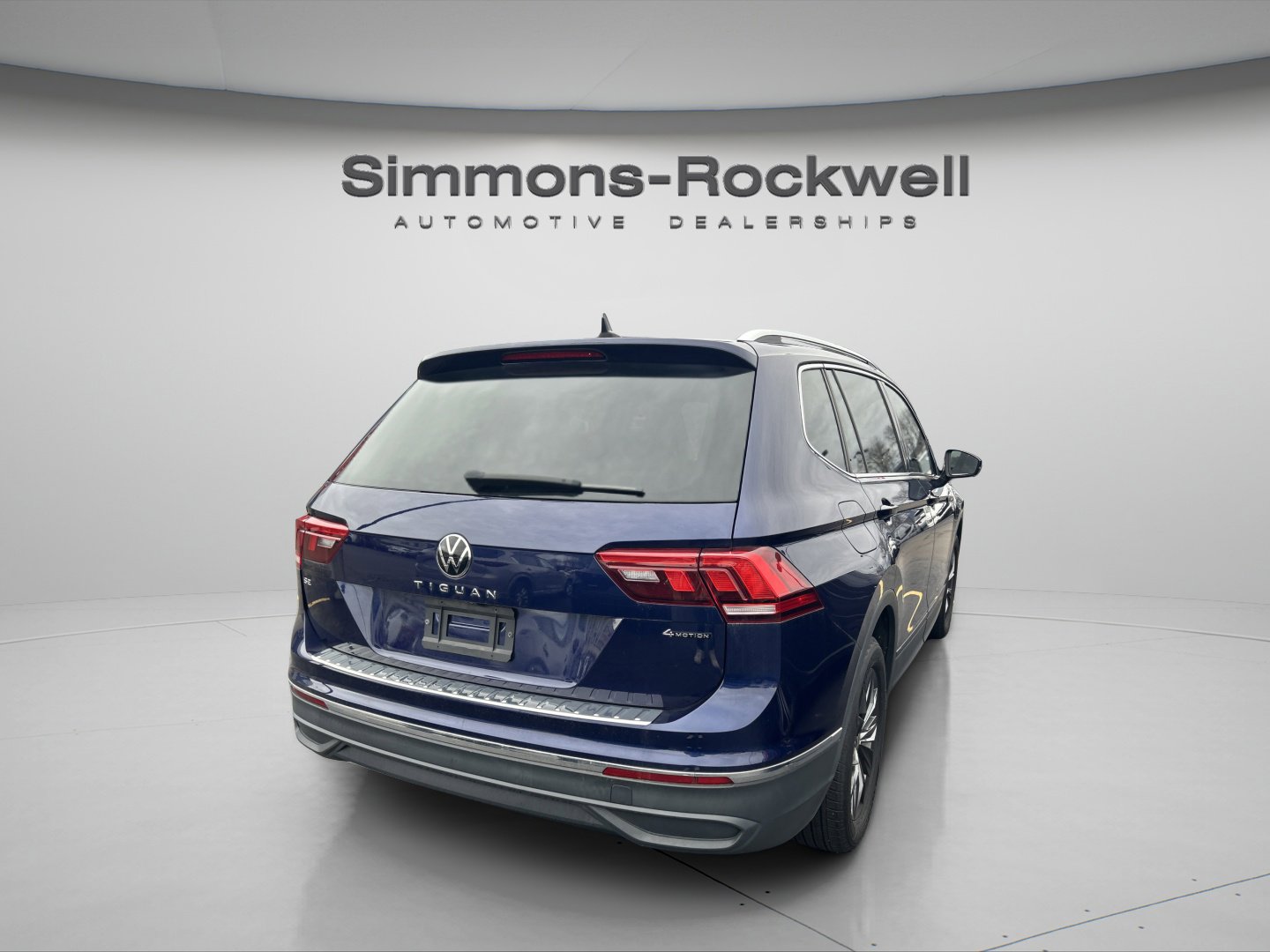 Used 2022 Volkswagen Tiguan SE AWD/4WD image 26