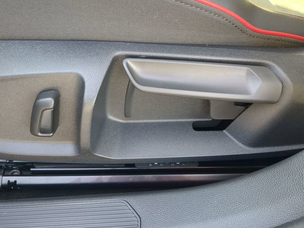 New 2026 Volkswagen GTI SE FWD image 19